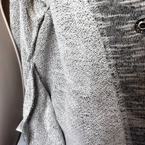 Anthro Guest Editor Gray Sweater Jacket Snap Closure Size Medium - Picture 9 of 14